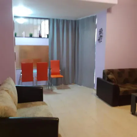Apartament Luna1 *